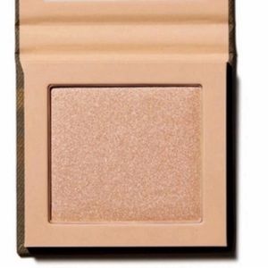 KKW Champion Highlight NEVER Used